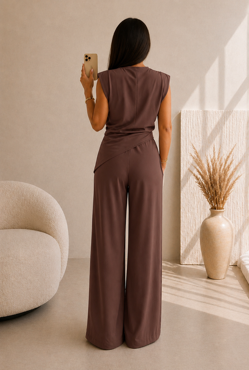 Ensemble Fluide Minimaliste – Élégance Naturelle