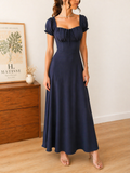 Robe longue bleu marine – élégance moderne