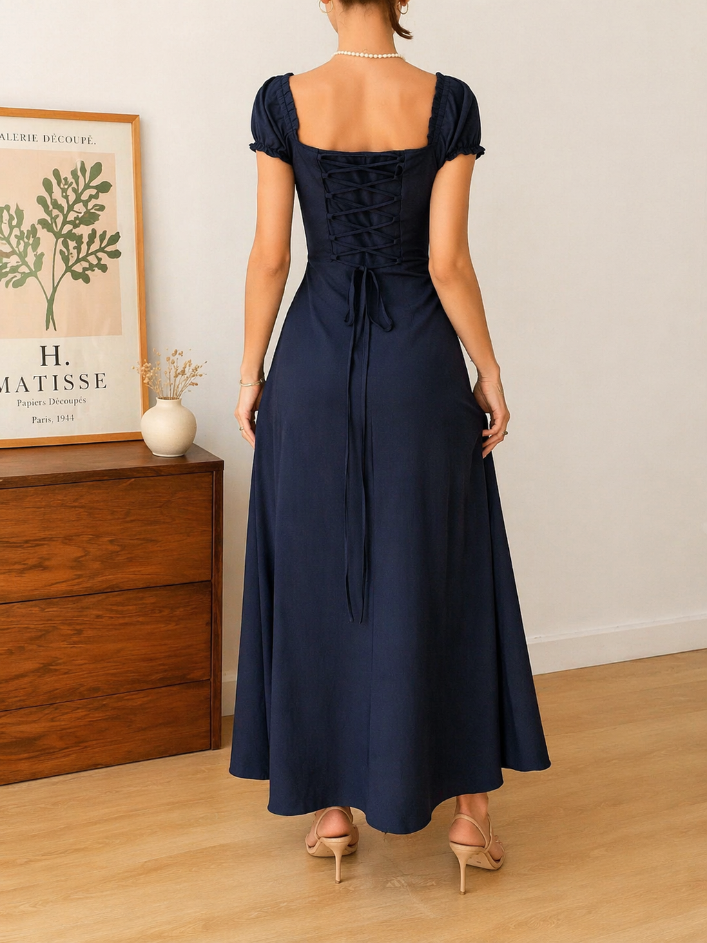 Robe longue bleu marine – élégance moderne